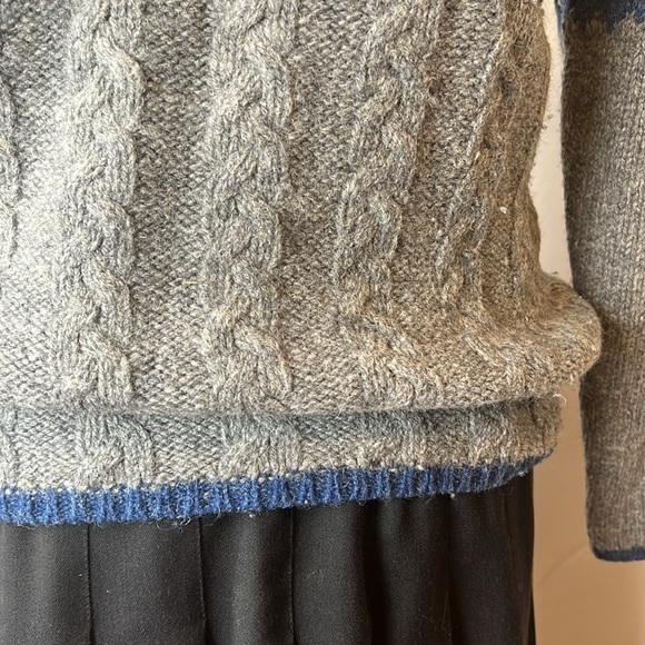 Carroll Reed Wool Fair Isle Turtleneck Knit Sweater size Medium Grays and Blues - Picture 4 of 13